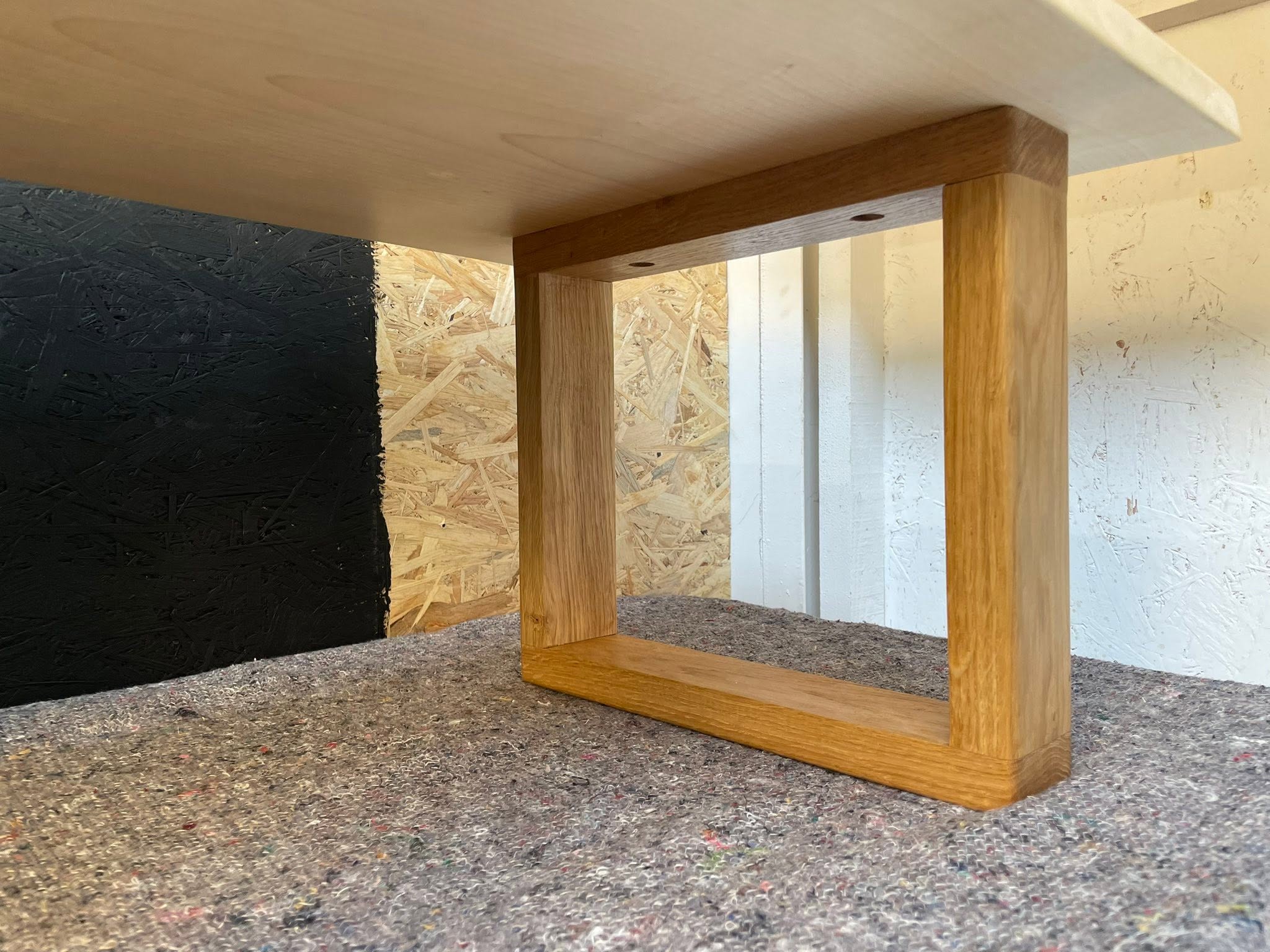 Table basse en Sycomore massif et pieds Chêne — 70x40cm — Finition Rubio Monocoat